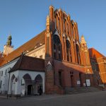 Start auf dem Jakobsweg – und gleich mittendrin im echten Leben