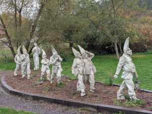 Schneewittchen, Maistrommeln und 539 Höhenmeter – sieben Zwerge dringend gesucht!